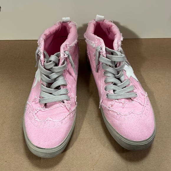 WOMEN’S ShuShop Pink Canvas Paulina Sneaker size 10 - Picture 1 of 11
